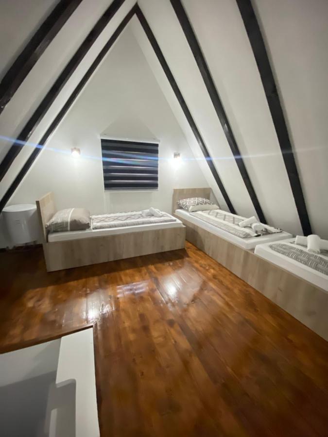 Holiday Houses Green Queen บีฮัช ภายนอก รูปภาพ