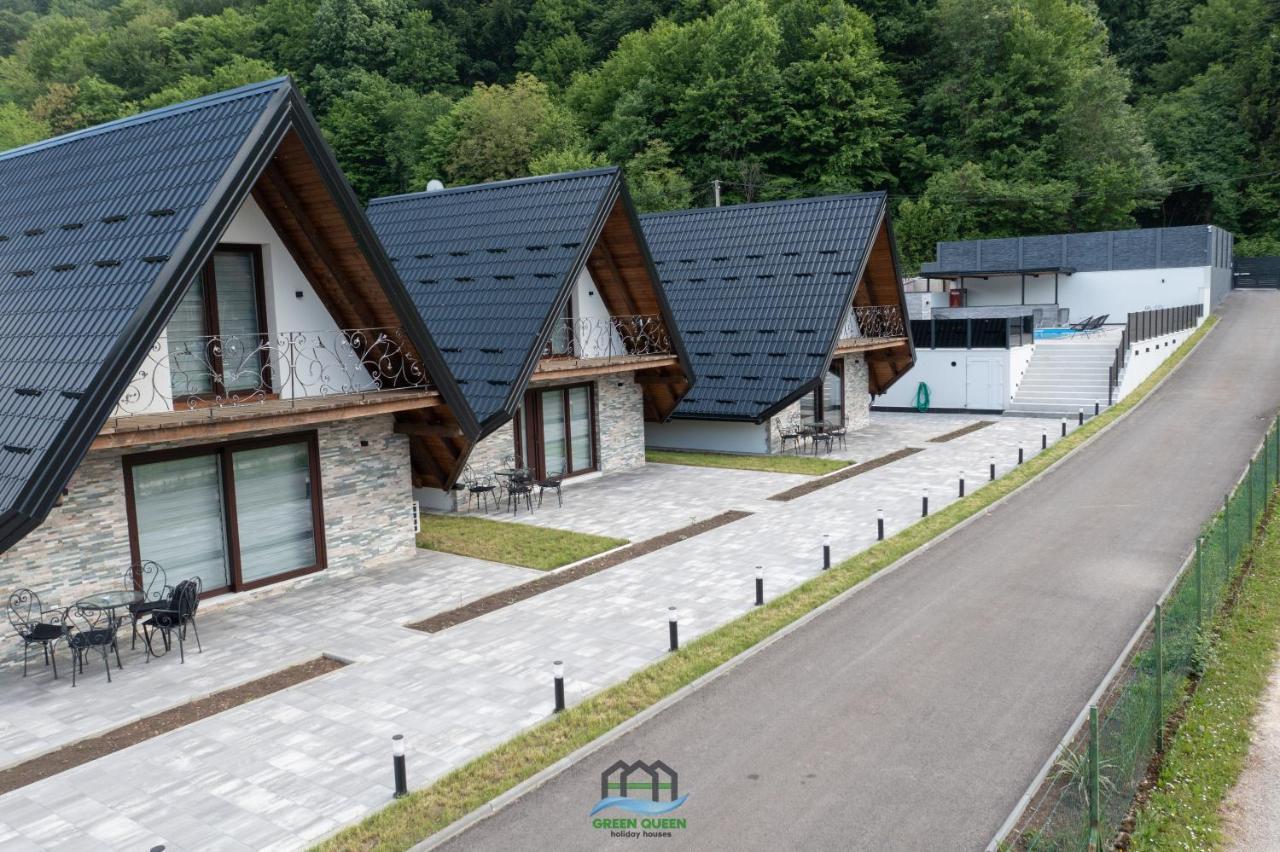 Holiday Houses Green Queen บีฮัช ภายนอก รูปภาพ