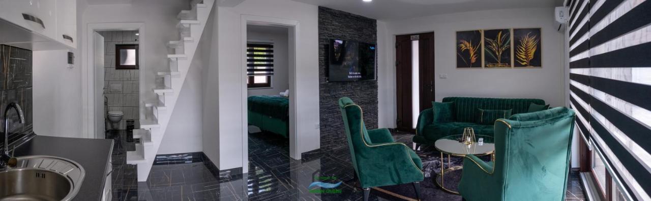 Holiday Houses Green Queen บีฮัช ภายนอก รูปภาพ