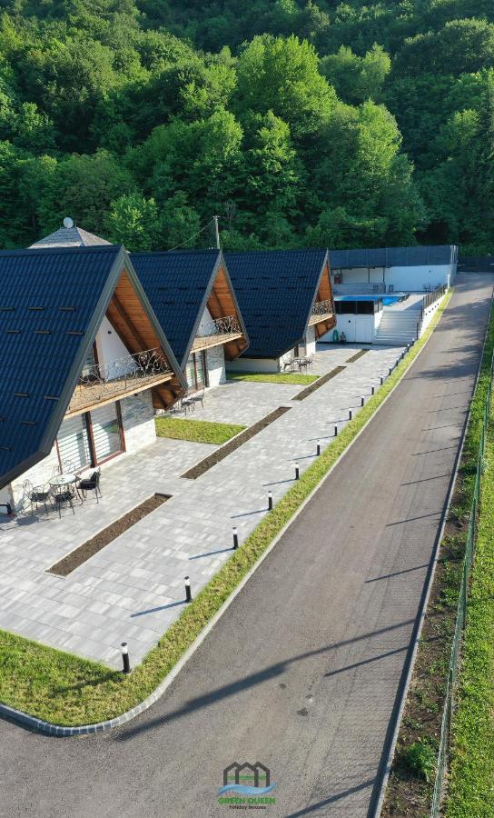 Holiday Houses Green Queen บีฮัช ภายนอก รูปภาพ